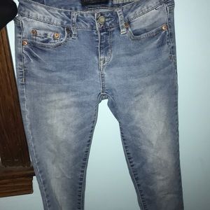 aeropostale light wash jeans